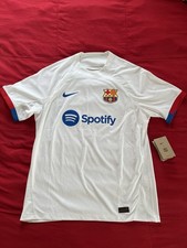 Ultimate FC Barcelona Collector and Super Fan Gift Guide 26