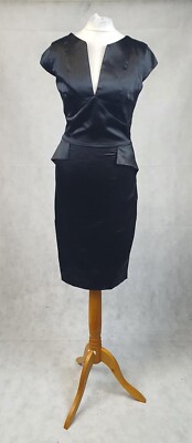 Blütenblätter schwarz Satin Nadelstreifen Nieten Schößchen Wackel Kleid Gr 10 UK CS7 MM 04 