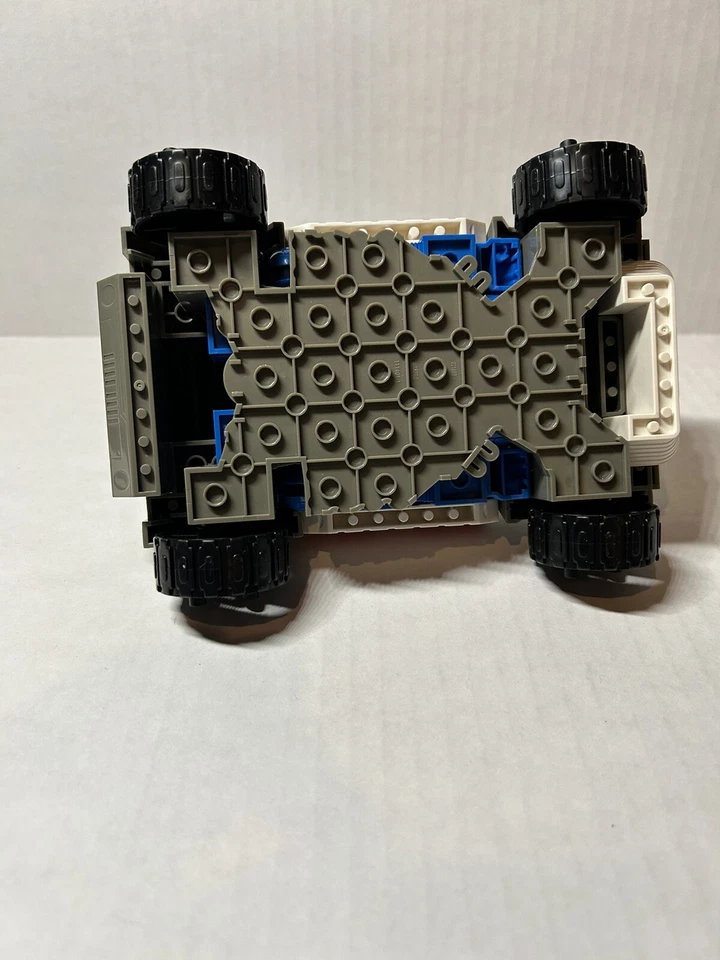 Transformers Armada Red Alert INCOMPLETE 7057 BTR Built To Rule! - Image 4 of 4