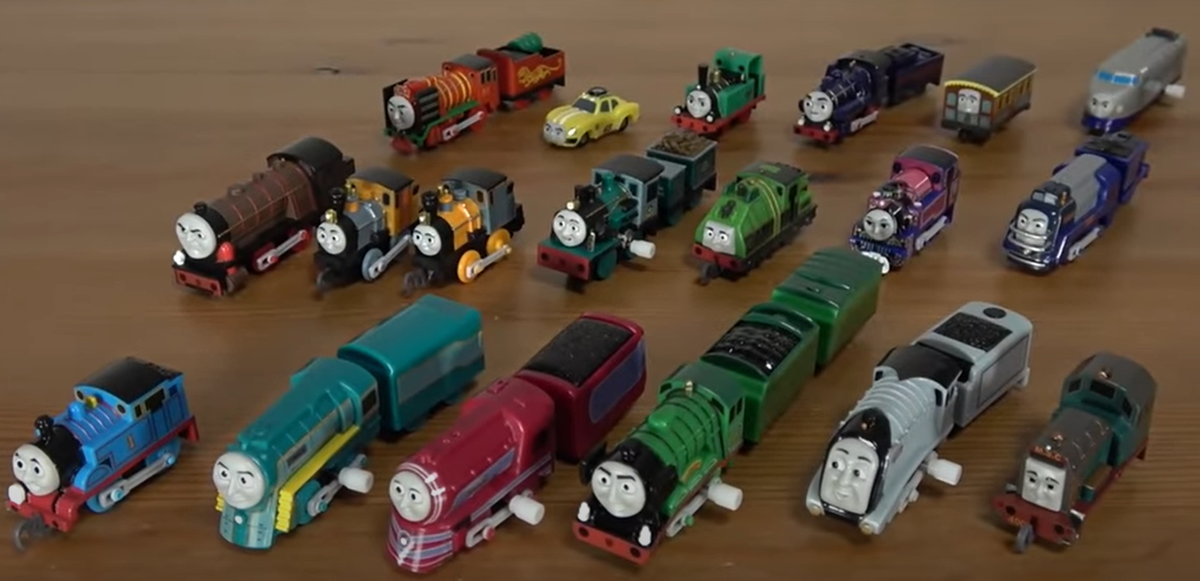 Thomas & Friends TOMY Capsule Windup Connor Caitlin Flying