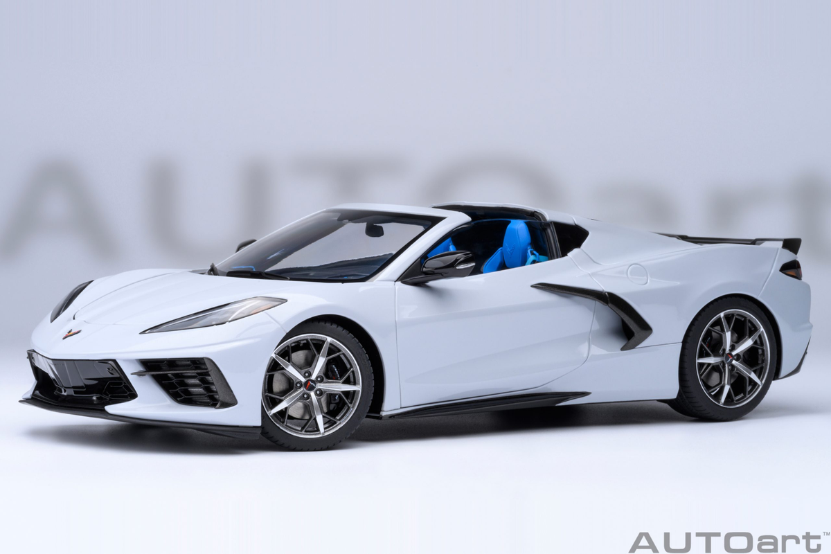 CHEVROLET CORVETTE C8 Z51 STINGRAY CERAMIC MATRIX GRAY 1:18 by