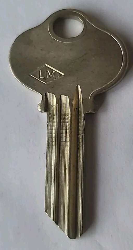 Sargent Key Blank LM NOS Vintage New Haven Connecticut Keyway Lock Sargent key blank lm nos vintage new haven connecticut keyway lock