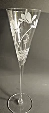 Franklin Mint Les Fleurs Champagne Flute Motif: Cyclamen