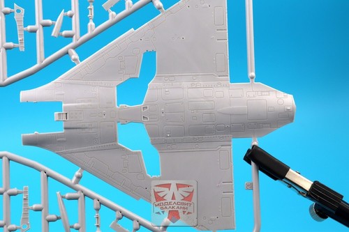 1/72 Modelsvit 72075 Mirage 2000D with SCALP EG missile Plastic model kit - Picture 11 of 16