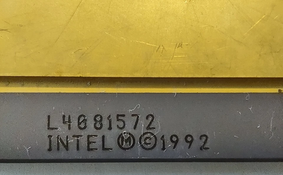 Vantage Pentium A80501-60 SX835 CPU Rare Socket 4 Gold top/ Recovery/ Collection - Image 2 of 4