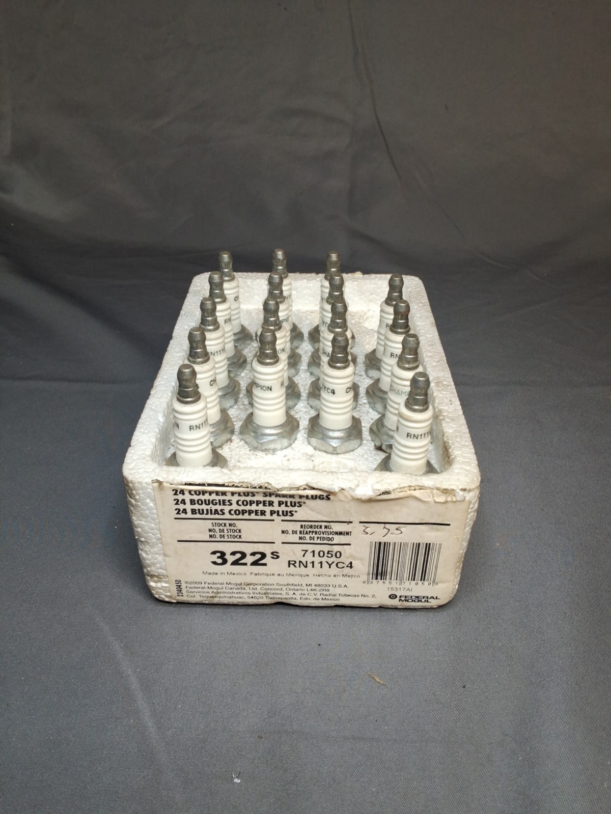 QTY 17 Champion RN11YC4 Small Engine Spark Plugs Lawn Mower Trimmer Weed Wacker 