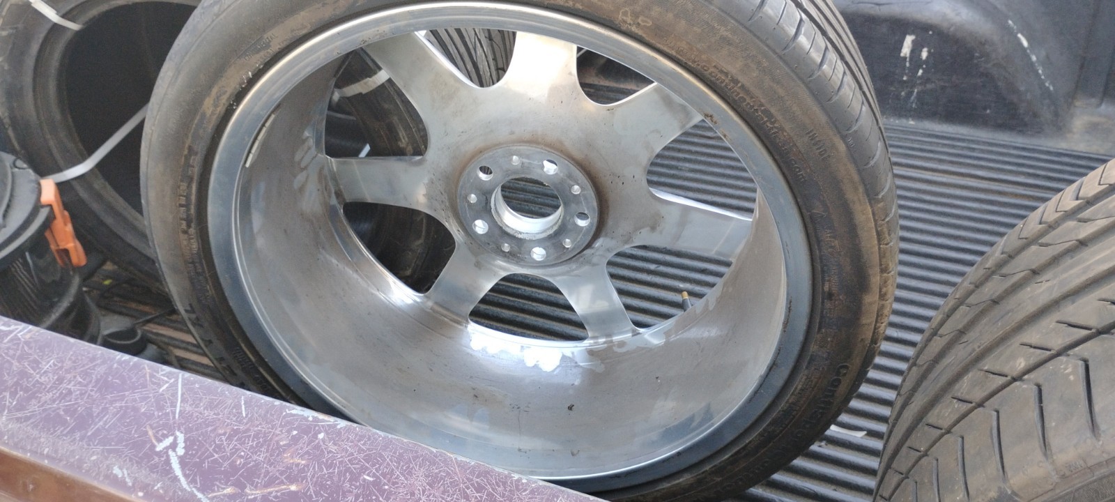 ROLLS ROYCE RIMS WITH CONTINENTAL TIRES