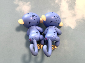 Fingerlings 7 Baby Monkey & 2 unicorn lot different WowWee used