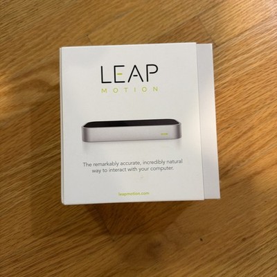 Leap Motion LM-C01-US Silver USB Wired Motion Controller PC VR