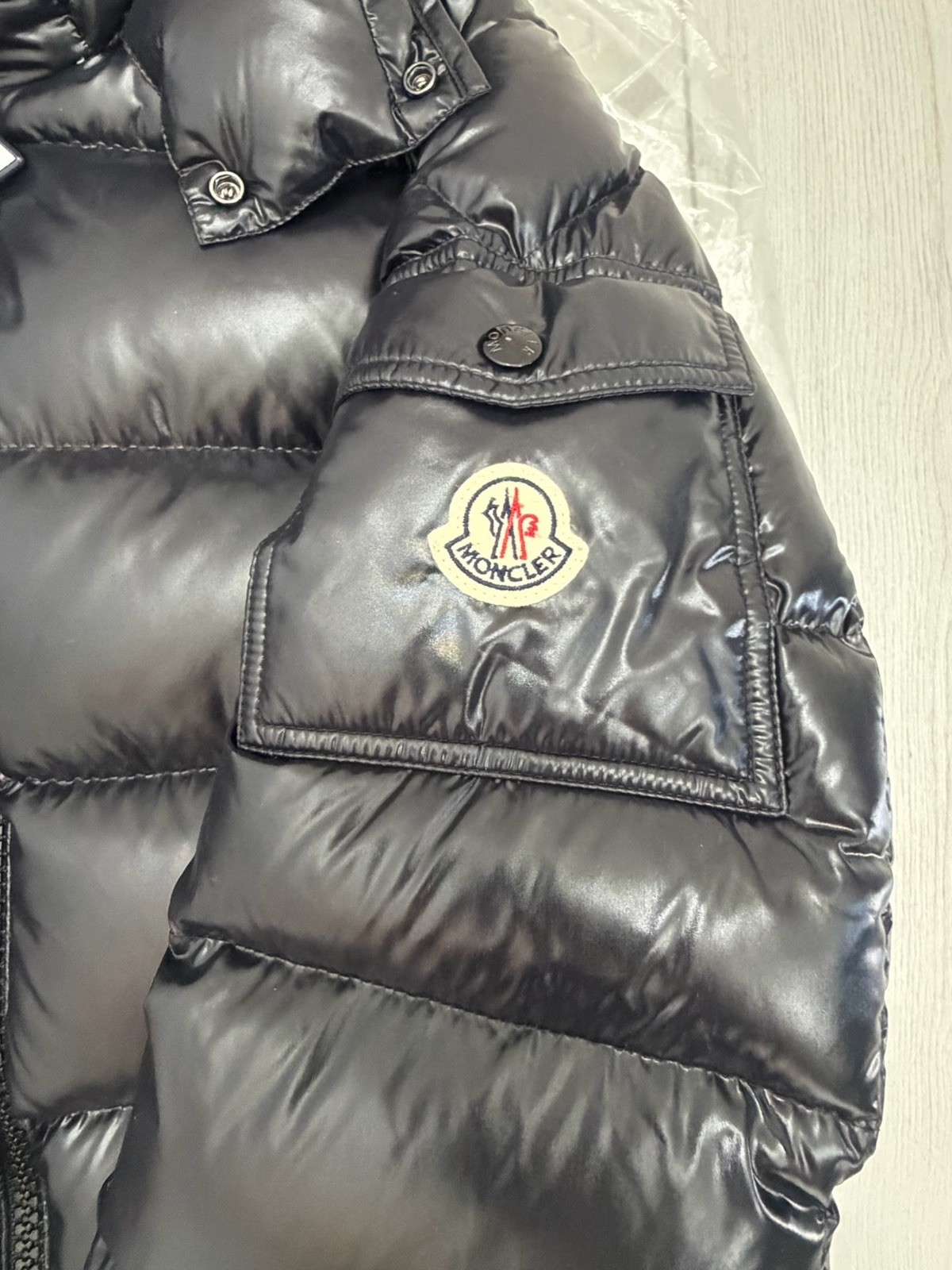 Moncler Maya Men's Puffer Jacket Size 2 (Medium) image 2