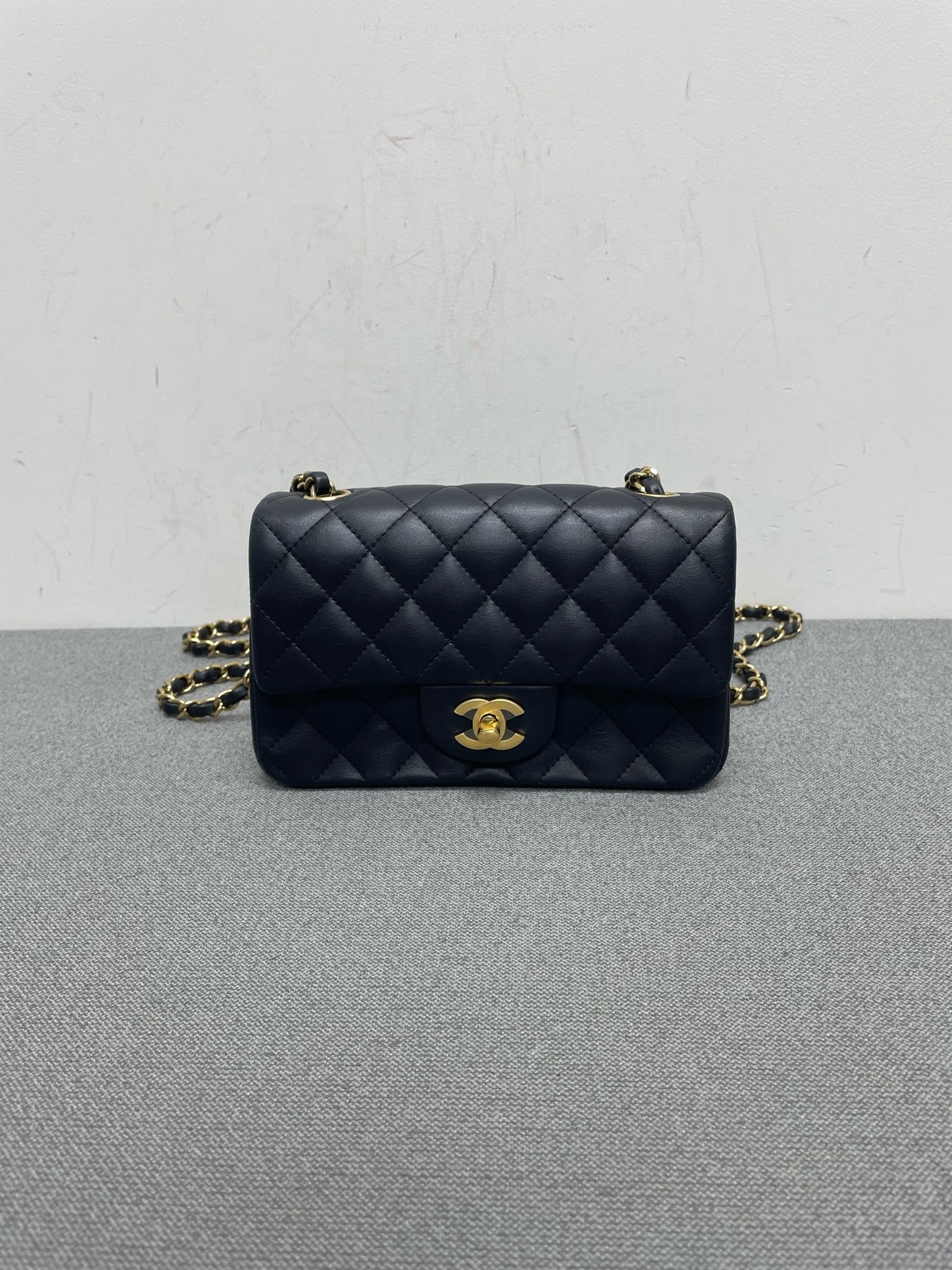 Chanel Classic Flap Bag Lambskin Leather-Woven Chain Gold Hardware [Duties Paid]