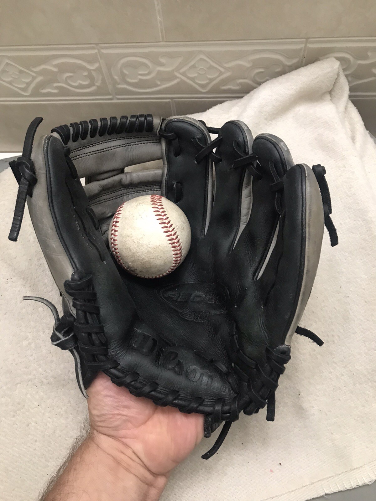 Wilson A3000 KG4 Fully Relaced 11.5” ProStock Baseball Glove Right