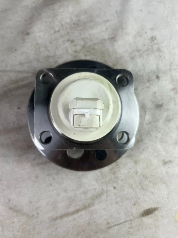 Conjunto de cojinete de rueda y buje Drive Works NT512078 se adapta; Buick Century 94-96 Foto 4 de 4