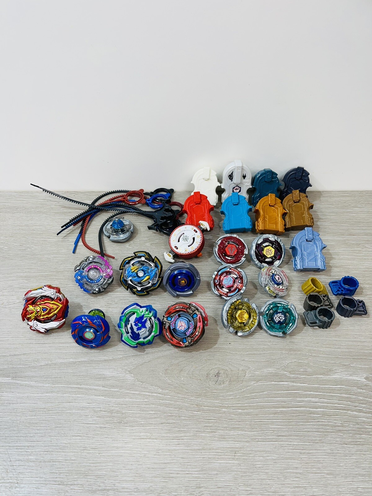 Hasbro Beyblade Bundle - 15 Pieces with Accessories