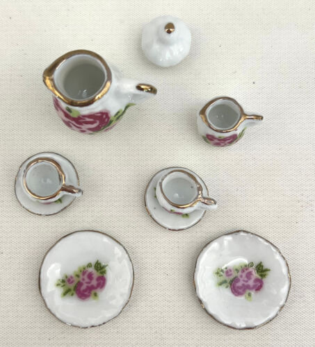 MINIATURE DOLLS HOUSE TEA COFFEE SET PINK ROSES 2 CUPS SAUCERS PLATES MILK CREAM - Picture 3 of 3