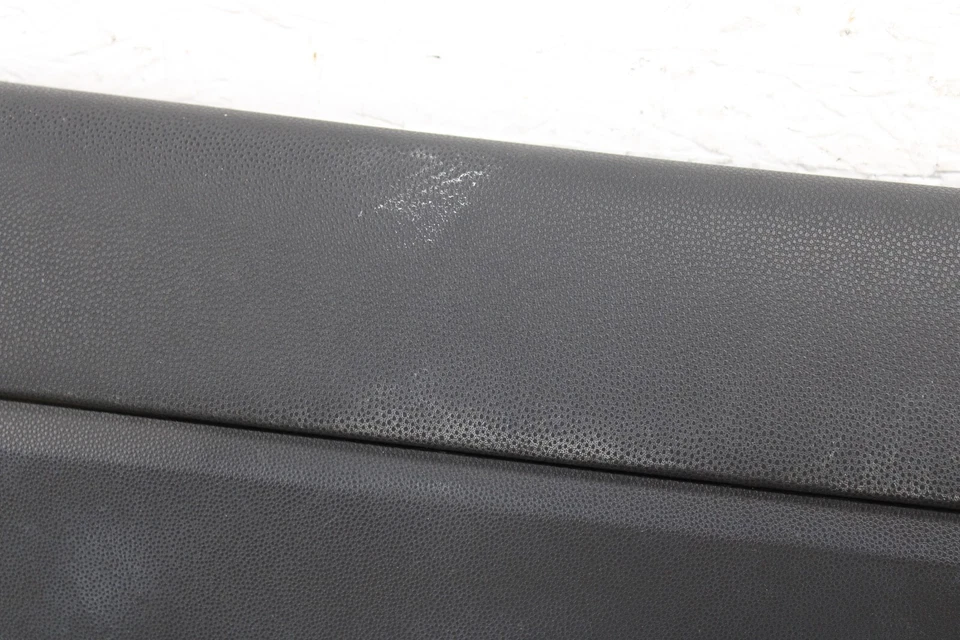 Painel de porta esquerda 2009-2015 Mazda MX-5 Miata fabricante de equipamento original Kn64 - Imagem 4 de 4