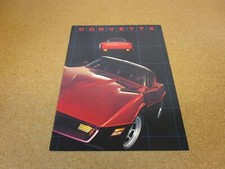 1981 Chevrolet Corvette Revision Two-tone Sales Brochure 8pg Car Literature