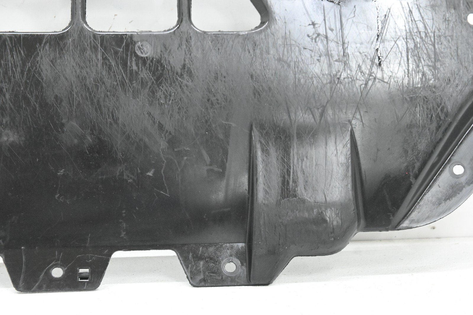 ⭐ 14-22 Maserati Ghibli Front Engine Lower Splash Shield Guard Liner Cover Oem