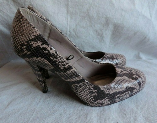 M\u0026S Insolia Snake Print Neutral High 