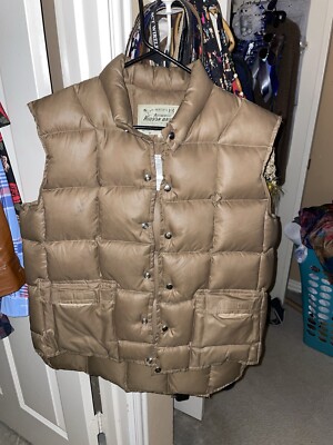 Vintage Herters Hudson Bay Goose Down Puffer Vest Brown Mens Size Medium