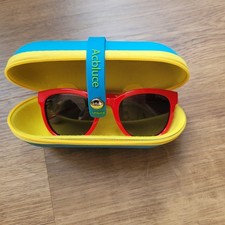 Acbluce kids sunglasses with case euc