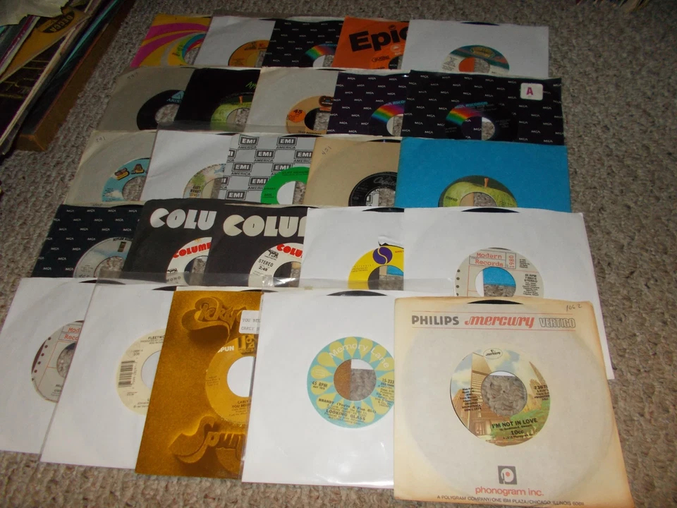 LOT OF 50 ORG CLASSIC ROCK & POP 45S FLEETWOOD MAC, PAT BENATAR, ELTON JOHN - Image 2 of 2