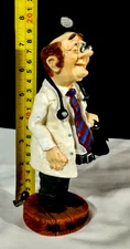 Ventage figurine The Douglas company MD. Me Doctor collection Russ Berrie & co.