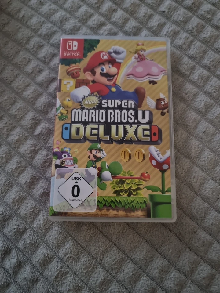 New Super Mario Bros. U Deluxe - Nintendo Switch Hülle