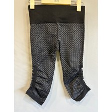 Lululemon In The Flow Crop II Leggings size 6...