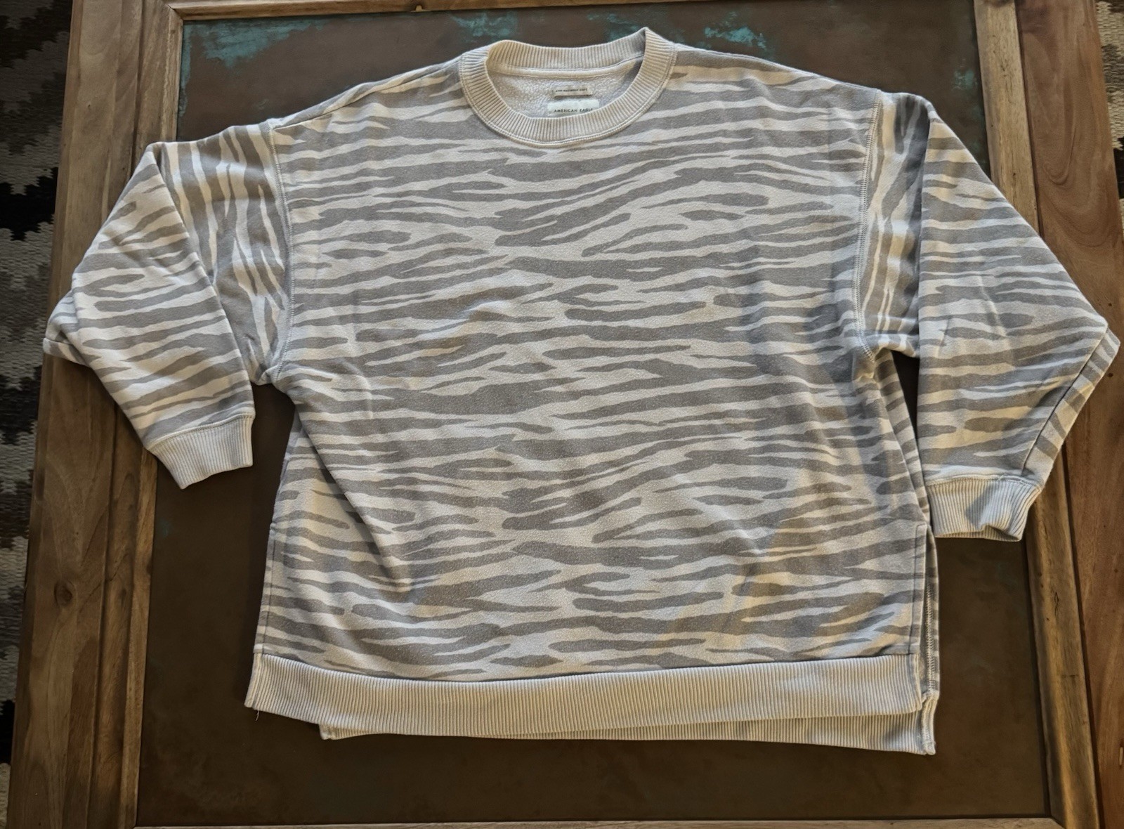 Women’s American Eagle Extra Small Pullover ￼ - image 1