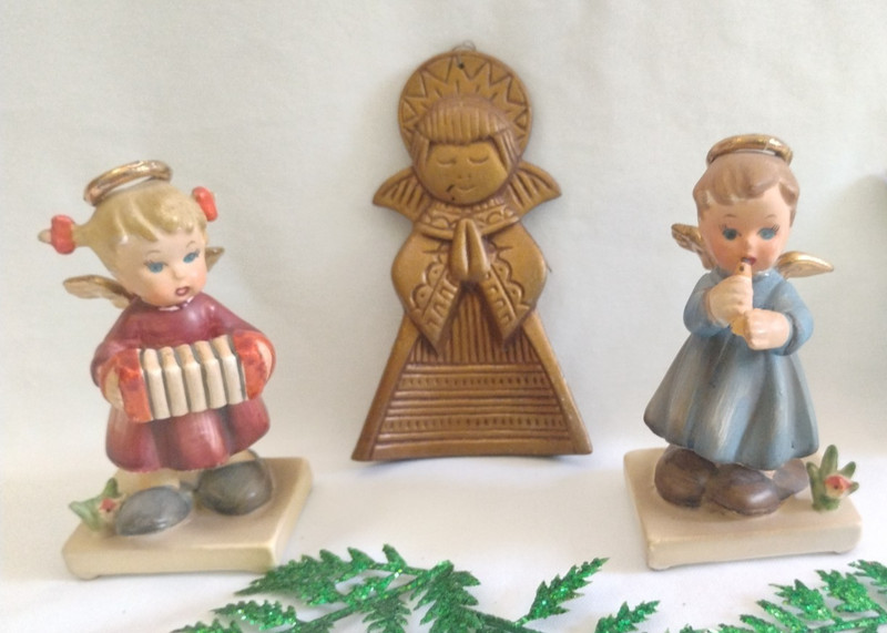 Vintage Napco Ware And Gold Ceramic Angel Christmas Ornament