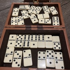 Vintage 28 Piece Double Six Dominoes Brass Spinners Faux Leather Case Travel Set
