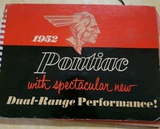 1952 Pontiac Dealer Sales Album Paint Chips Fabric Swatches OEM GM Dealer Book