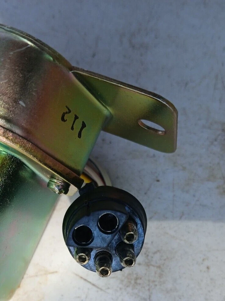 Regulador de voltaje Bosch 30513 Datsun Foto 4 de 4