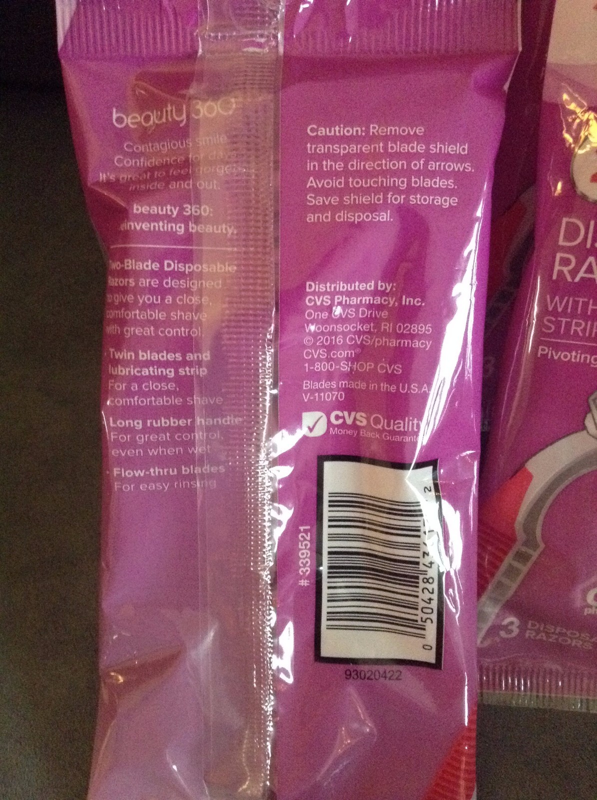 CVS BEAUTY 360 WOMEN'S 3 PACK DISPOSABLE RAZORS WITH PIVOTING HEAD