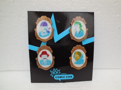 Reed Pop ~ Comic Con ~ Viererset MCM Gold Pin Abzeichen