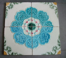 4 pièces carreaux de céramique vintage décoratifs marque D.K fleur en relief, Japon