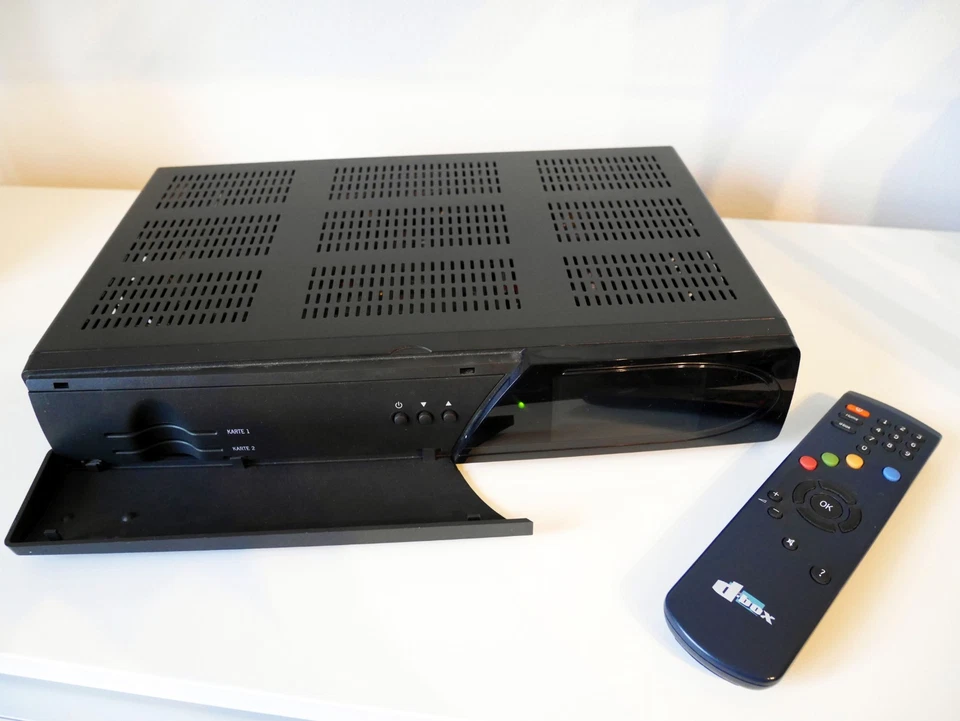 Nokia dbox 2 d-box II DVB-S für SAT mit Original-Fernbedienung - Bild 2 von 4