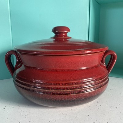 Große Auflaufform + Deckel. 22cm Durchmesser 12 cm h. rot.Terrakotta/Tontopf mit Griffen