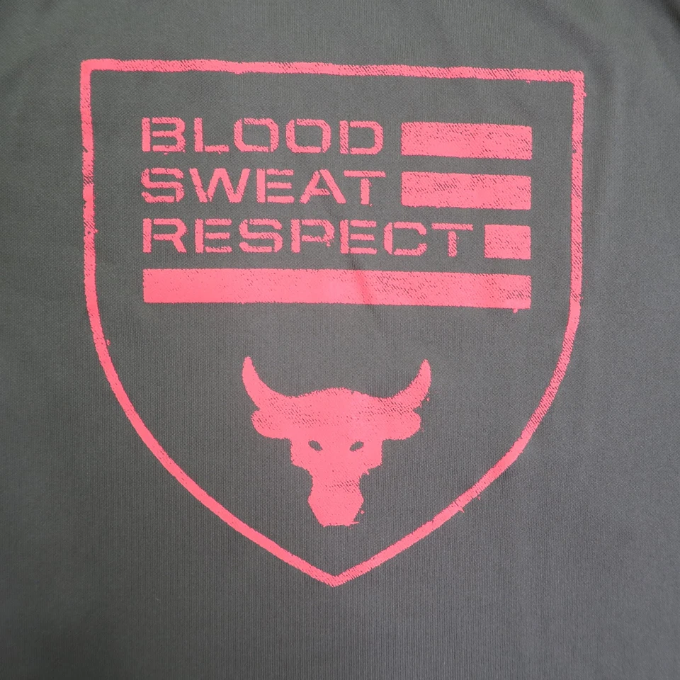 Camisa Under Armour Project Rock Juvenil Mediana Sangre Sudor Respeto Camiseta Entrenamiento Gimnasio Foto 2 de 4