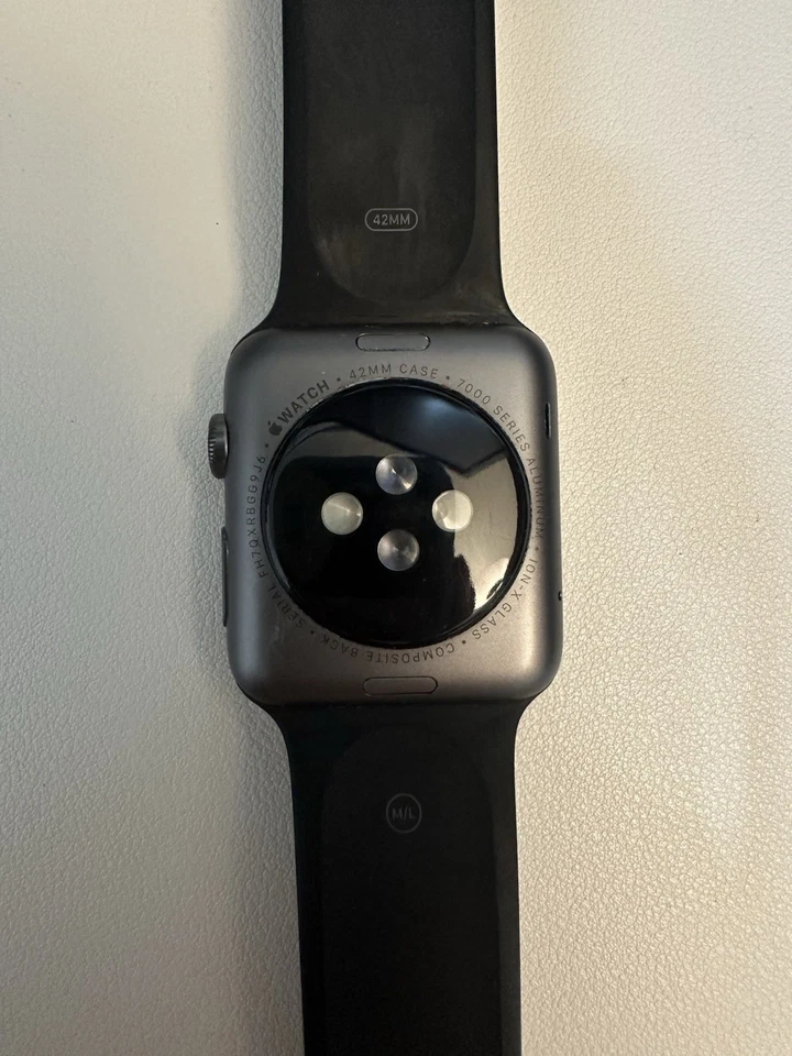 Apple Watch Series 1 Aluminium Case 42mm black With Sports Band - Image 4 of 4