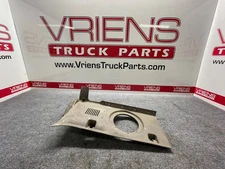 PETERBILT S60-6055-281 TRIM-PILLAR B LOWER LEFT GRAY