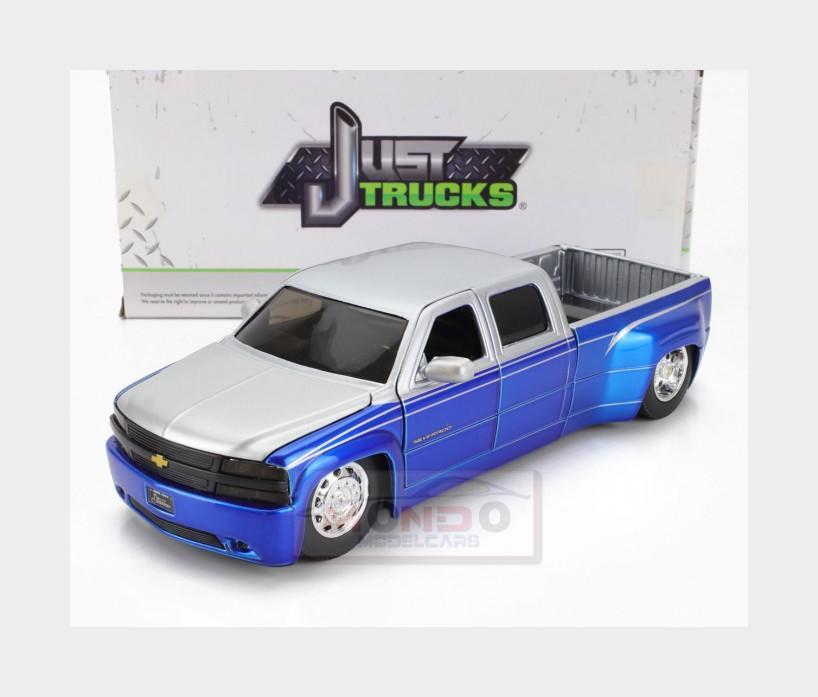ミニカー 1999 CHEVY SILVERADO DOOLEY 1999 Chevrolet Silverado Dooley Pickup Truck Matt Grey 