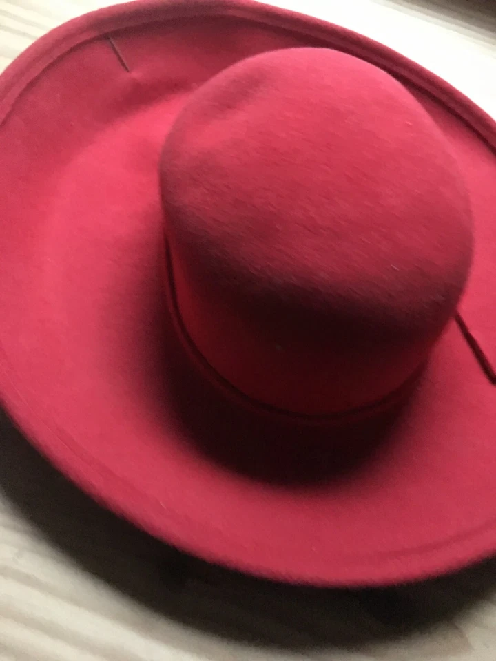 Винтажная широкополая шляпа Miss Bierner 80-е из винной шерсти с бантом и большой золотой латунной булавкой - Изображение 4 из 4