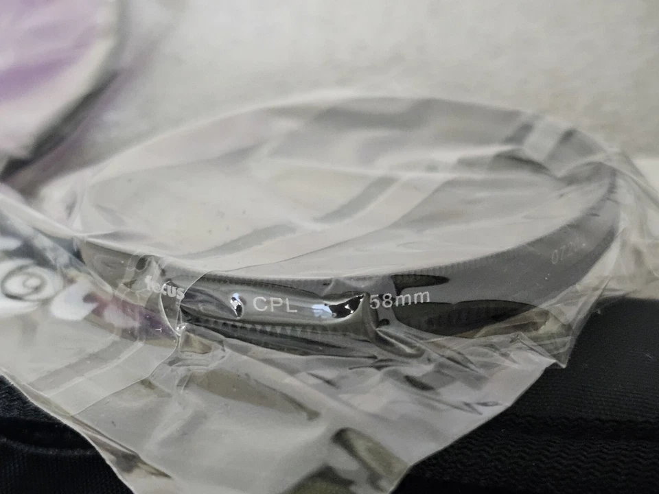 Focus Filter Kit, 2 Filters in Case (1-Fluorescent, 1-Circular Polarizer) 58mm - Image 4 of 4