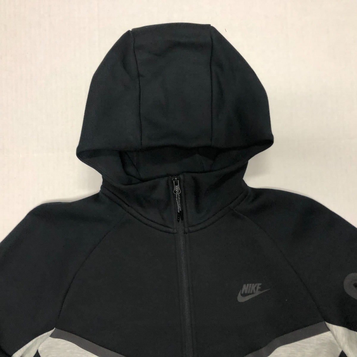 Nike Tech Fleece Windrunner Black Grey HV0949-011 Size Large | eBay