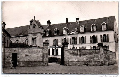 60 SENLIS - Das Kloster St. Joseph