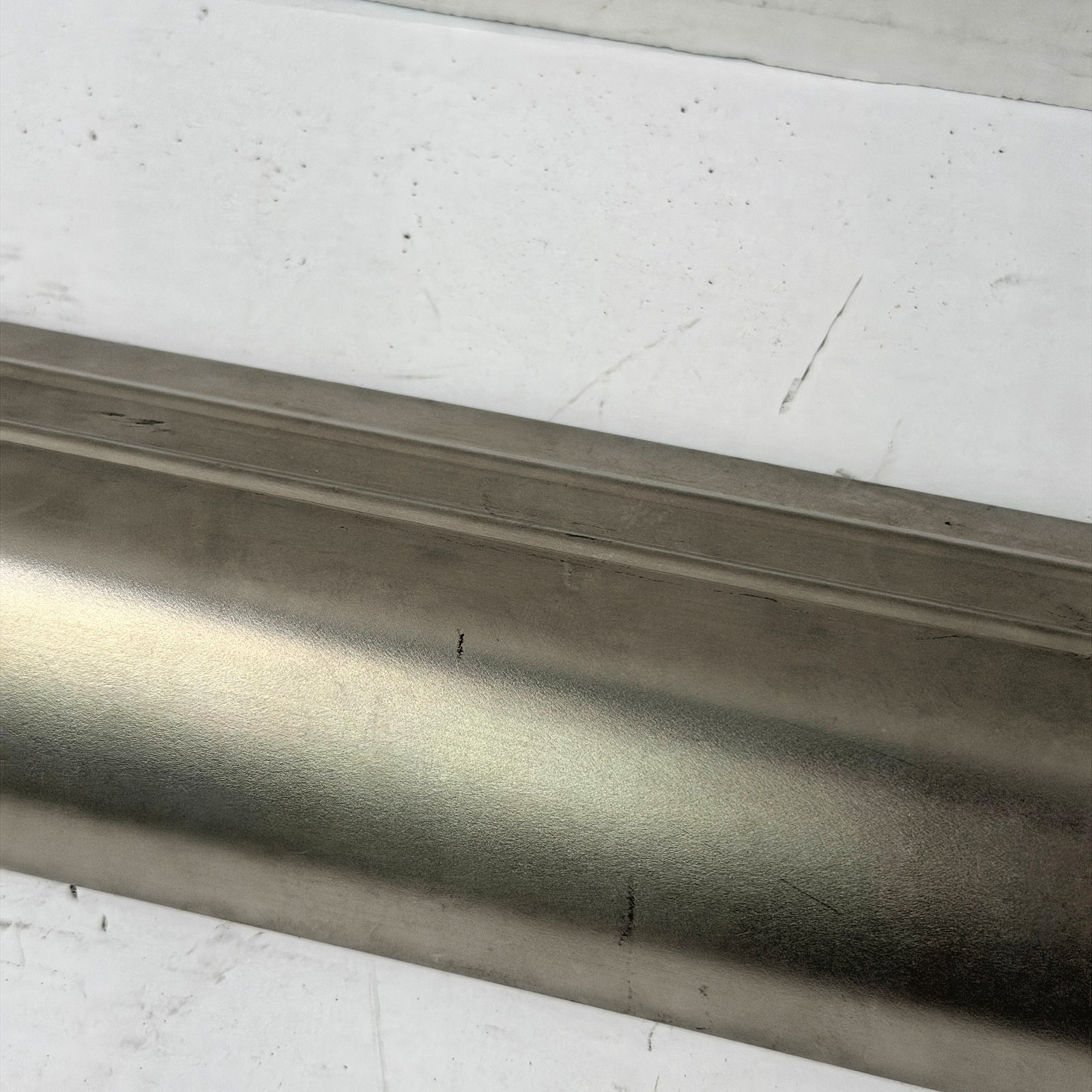USED ROLLS-ROYCE WRAITH LEFT SIDE DOOR SILL INTERIOR TRIM 4827821 OEM