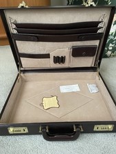 vintage drk brown leather briefcase w/ Presto combo lock / metal hardware NEW