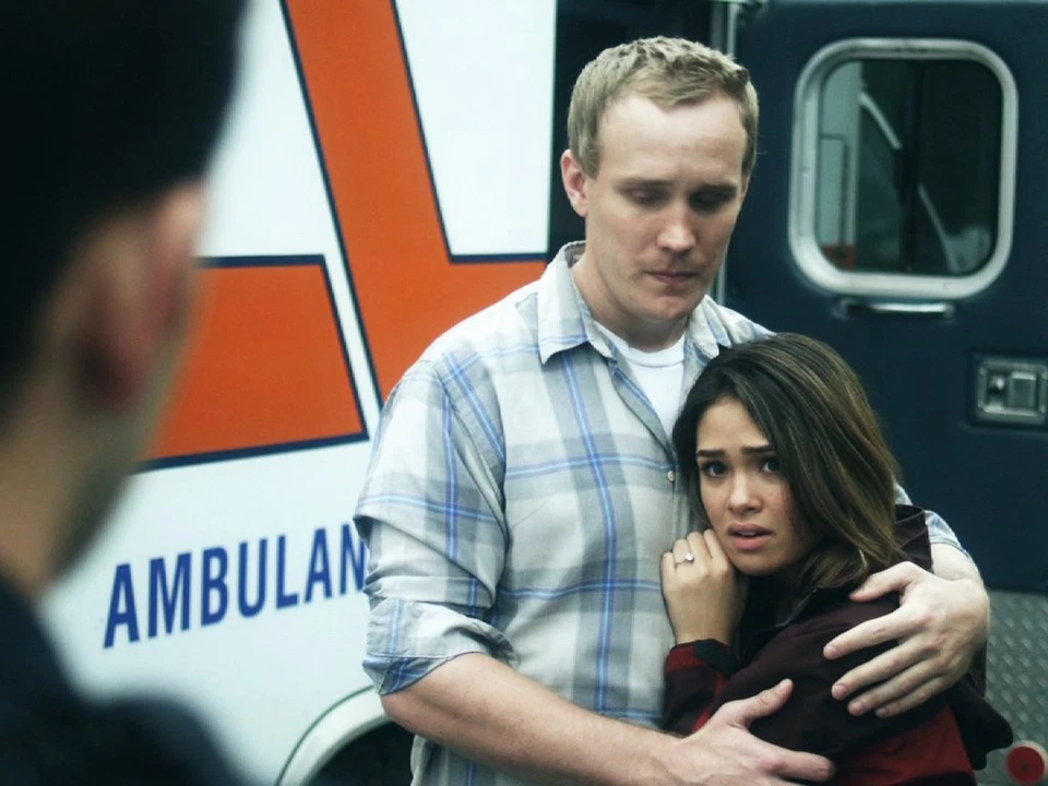 Lukewarm (DVD) John Schneider Jeremy Jones Nicole Gale Anderson Bill Cobbs - Image 4 of 4